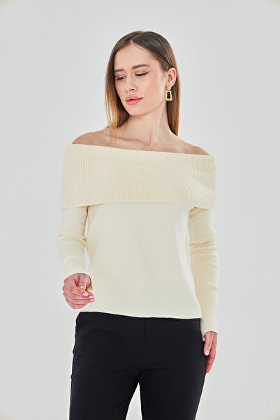 GND Fit Madonna Collar Padded Knitwear Sweater