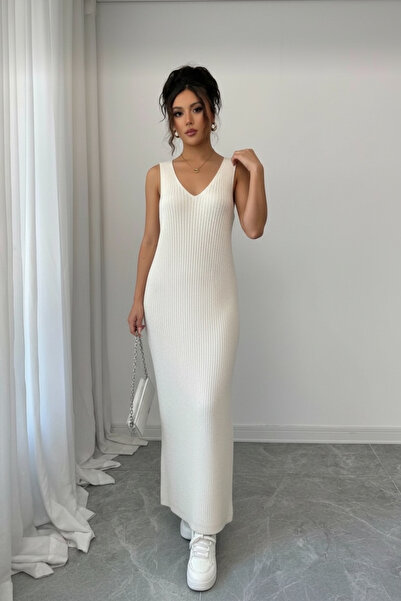 NEWCO Black Corded Fabric Maxi Knitwear Dress & Stone Patterned Oversized Knitwear Sweater Double Set