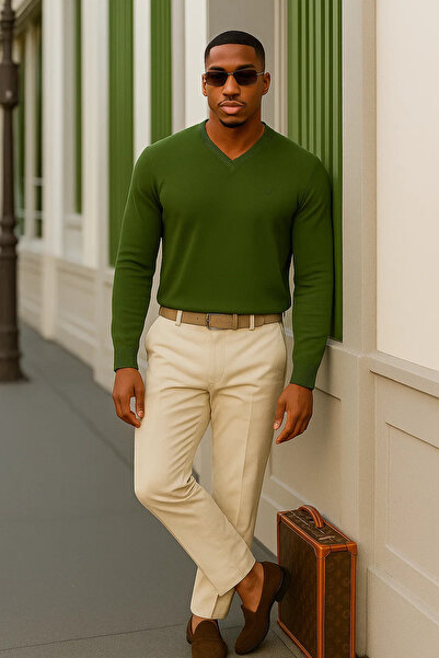 Maccali Men's Trend Casual Loose Long Sleeve V-Neck Khaki Sweater