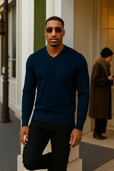 Maccali Men's Trend Casual Loose Long Sleeve V-Neck Navy Blue Sweater