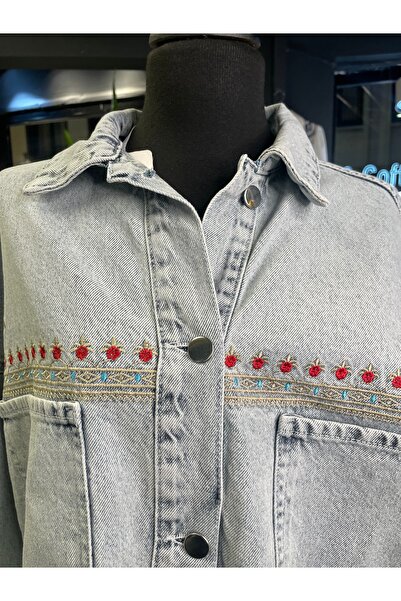 Dadali Women's Embroidered Long Sleeve Cotton Denim Jacket