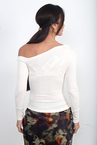 By Saygı Women's Boat Neck One Shoulder Long Sleeve Buzzy Blouse