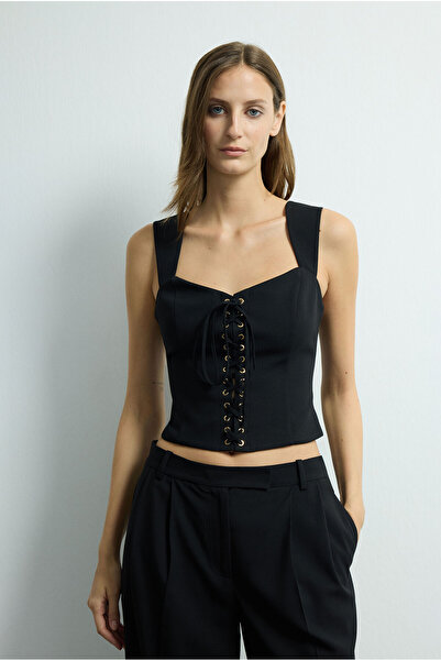 Love My Body Moda Tutkusu Bağcık Detaylı Bluz