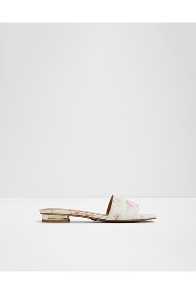 Aldo أجنيس / صنادل بكعب