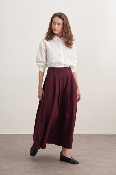 EBU Prive Women's Gabardine Double Pleated Skirt Plum