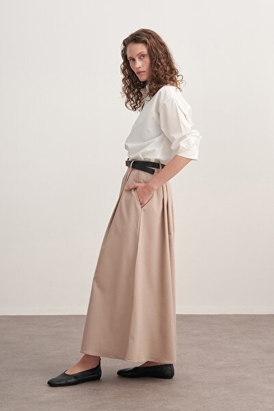EBU Prive Women's Gabardine Double Pleated Skirt Beige