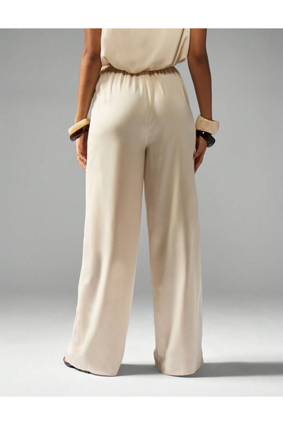 Sheya Shein Missguided pants, cream