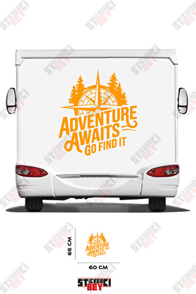 STİCKERCI BEY ملصق مركبة التخييم مع تصميم بوصلة وعبارة 'المغامرة تنتظر، اذهب ...