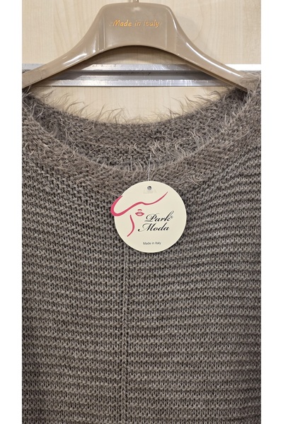 Park Moda Sweater with Tassel Detail