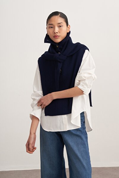 EBU Prive Women's Buttoned Knitwear Sweater Navy Blue