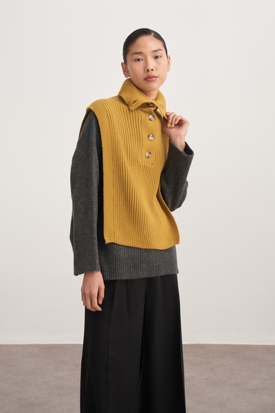 EBU Prive Women's Buttoned Knitwear Sweater Oil Green