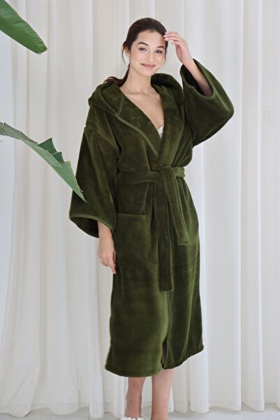 CAKKATEX Wellsoft Plush Extra Soft Hooded Long Dressing Gown with Pocket Detail