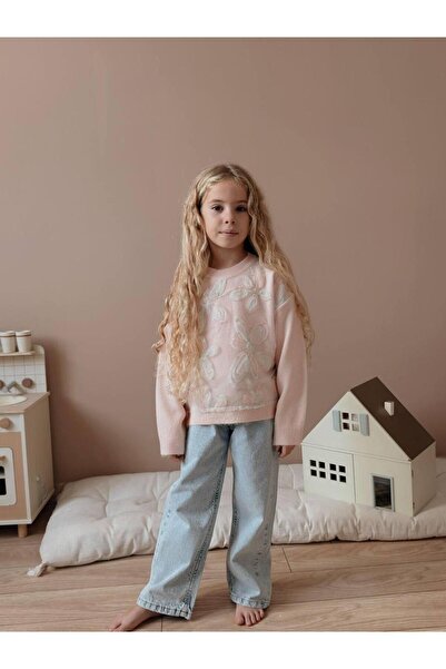 YİGİT BUTİK طقم سترة مطرزة بالزهور وجينز للفتيات