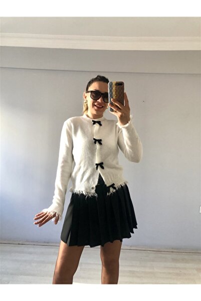 Gözde Tasarım Butik Women's White Color Cardigan with Snap Closure and Tassel and Bow Detail