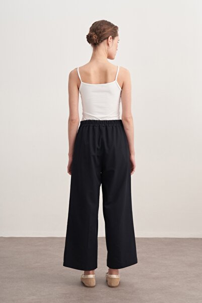 EBU Prive Women's Gabardine Culotte Pants Navy Blue