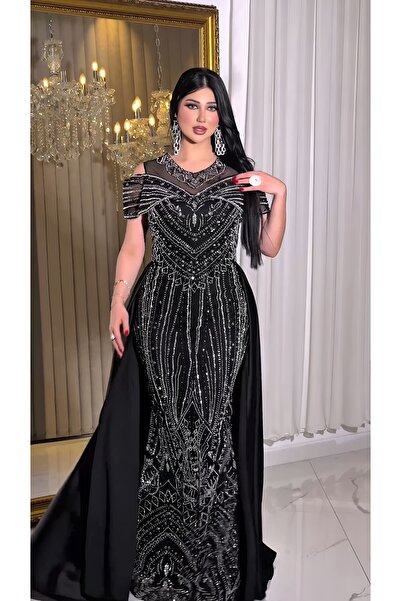 NHMODA فستان سهرة من الساتان المطرز الهندسي مع تفاصيل على الكتف وذيل السمكة م...