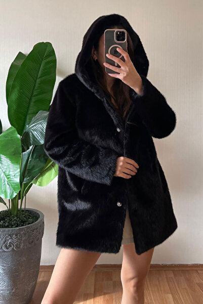 Nazline Women's Hooded Button Detailed Faux Fur Coat