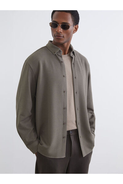 LC Waikiki Rmz Gi̇yi̇m Farkiyla Standard Fit Long Sleeve Men's Shirt