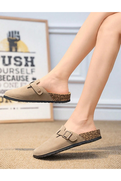 Sheya Shein clogs, beige