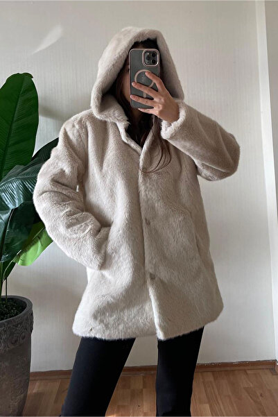 Nazline Women's Hooded Button Detailed Faux Fur Coat