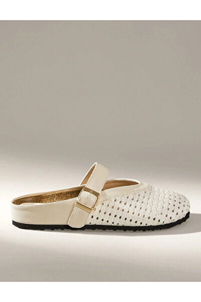 Sheya Shein clogs, beige