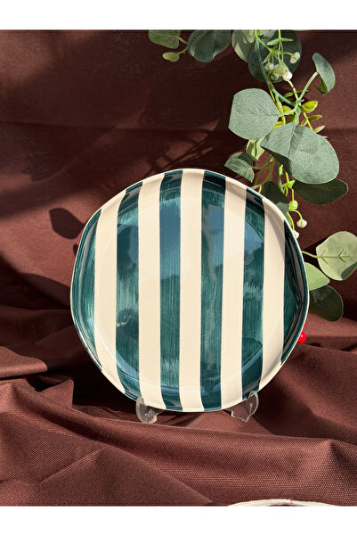 MeGgDecor New Year Green Striped Plate