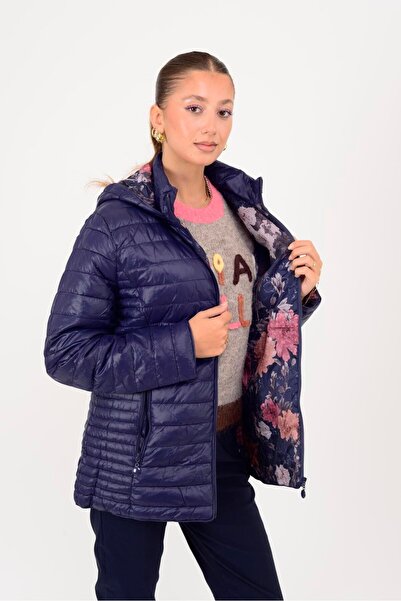 Park Moda 8960 Astari Flower Patterned Quilted Coat
