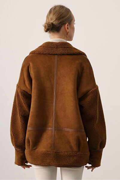 Opera Suede Plush Detailed Coat