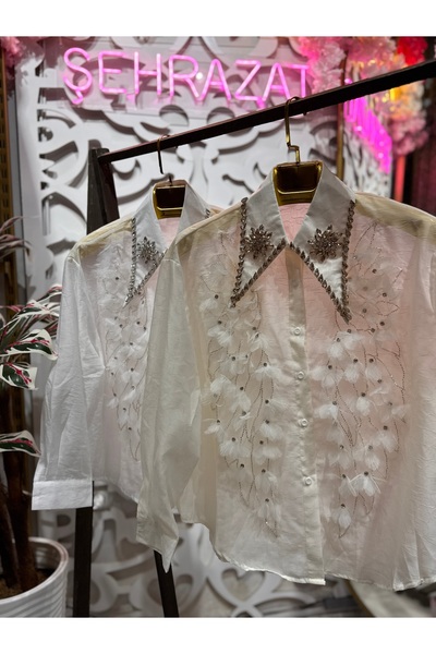 ŞEHRAZAT BUTİK 3D Design Shirt with Stone Detail on the Collar