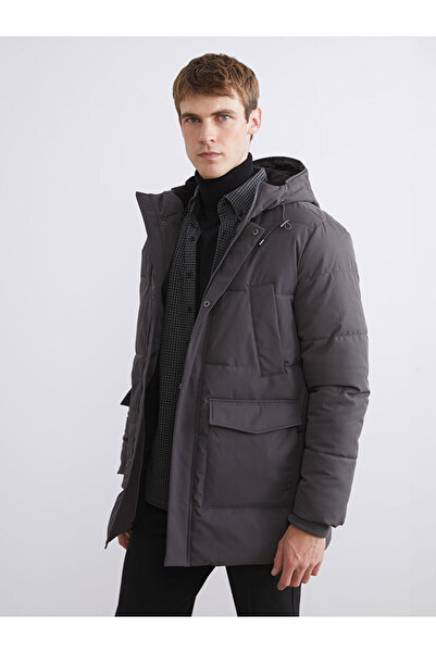 LC Waikiki Standart Kalıp Kapüşonlu Erkek Şişme Mont