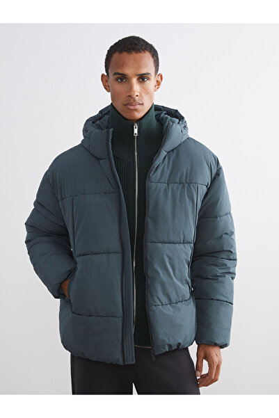 LC Waikiki Green Comfortable Fit Hooded Men's Puffer Coat