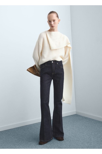 MANGO Woman Violeta yüksek bel flare jean pantolon