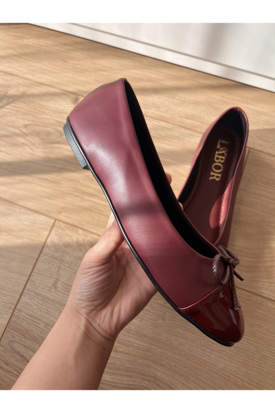 labor Selection Round Toe Burgundy Ballerinas with Insoles