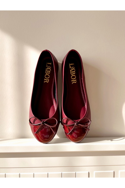 labor Selection Round Toe Burgundy Ballerinas with Insoles