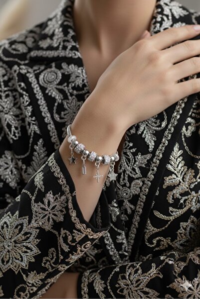 Dorvina سوار نسائي من النحاس الأصفر بلون فضي مع تعويذة نجمة القطب لا يفقد لون...