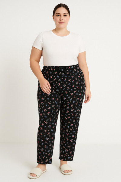 Made By me Η πιο ρομαντική επιδειξη άνεσης: Πιτζάμες με ψηλόμεσο λουλουδάτο βισκόζη σε μεγάλο μέγεθος