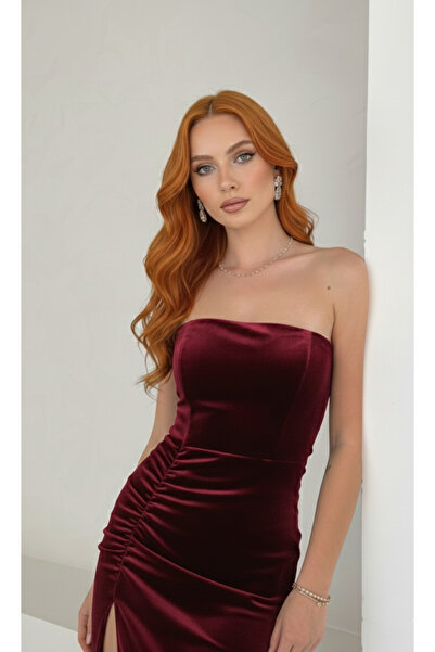 GLAM AURA Kadın Luxe Kadife Yırtmaçlı Straplez Abiye
