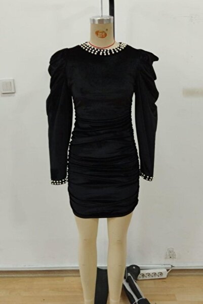 Mossta Βελούδινο φόρεμα με μανίκια μπαλόνι και λαιμόκοψη με πέρλες - Μαύρο