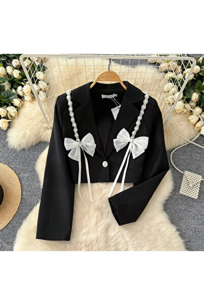 Pretty short elegant jacket with bows