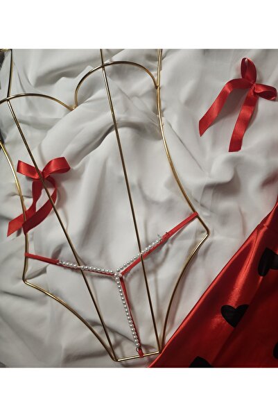 G&H UNDERWEAR Pearl String and Nightgown