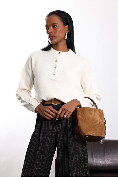 5in1Canpolat Ecru Four Button Knit Sweater 251128