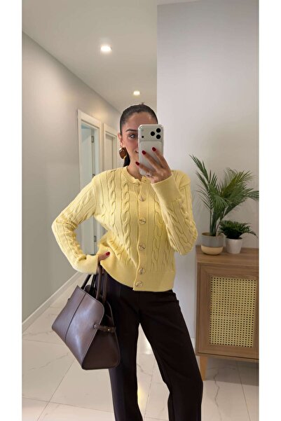 BİRCANÇİL Polenas Yellow Buttoned Knit Detailed Cardigan