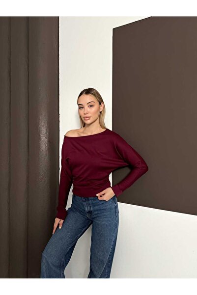 The Robi Women's Burgundy Boat Neck Batwing Sleeve Blouse