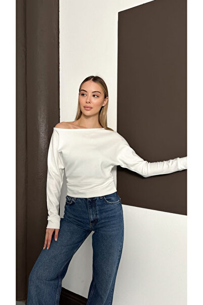 The Robi Women's White Boat Neck Batwing Sleeve Blouse