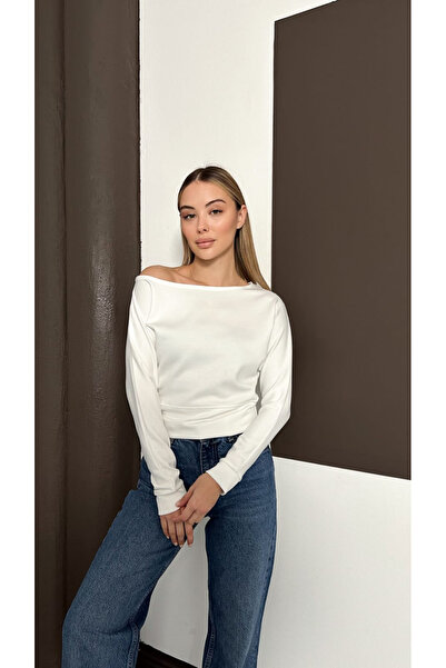 The Robi Women's White Boat Neck Batwing Sleeve Blouse