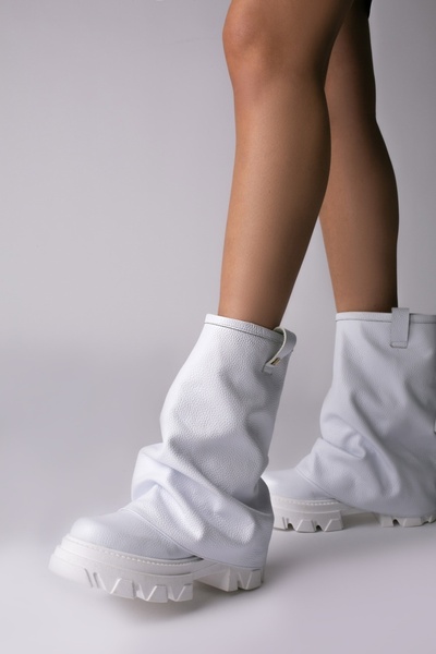 Vanilla Days White Genuine Leather High-Top Boots with Cuff