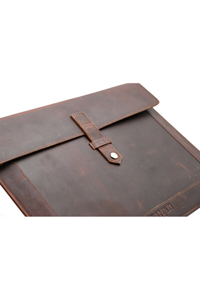 karenzi Handcrafted Genuine Leather Laptop Sleeve | 14-inch Velvet Lined Portfolio Case