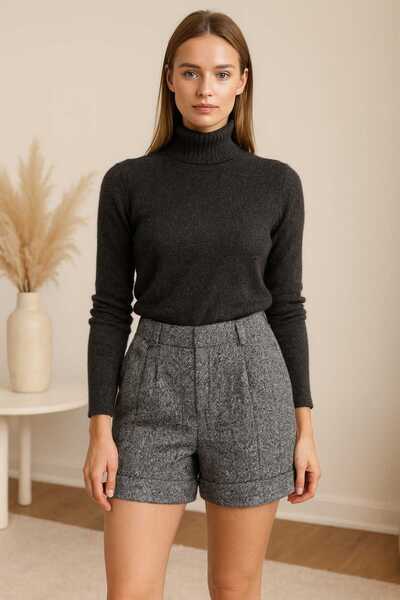 forte bella Mini Cashmere Shorts