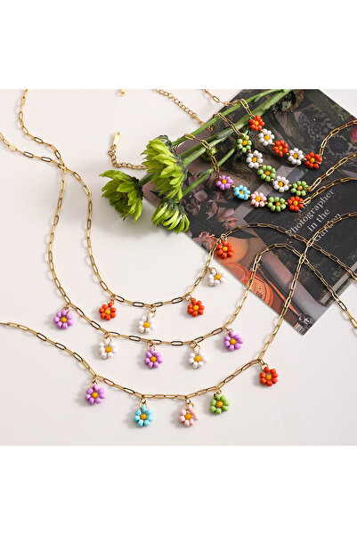 Just Pretty Corner 18K Gold Plated Minimalist Beads Flower Charm Necklace 1pc