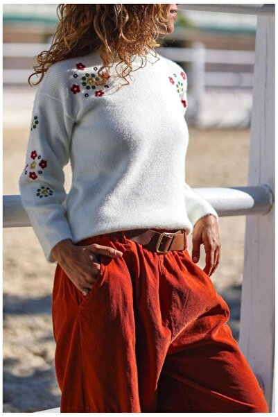 Lavanta Tekstil Floral Embroidered Knitwear Sweater